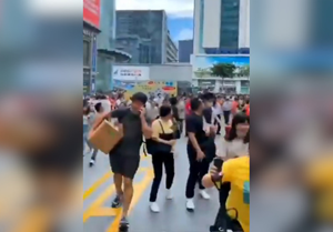 Dancing skyscraper in China